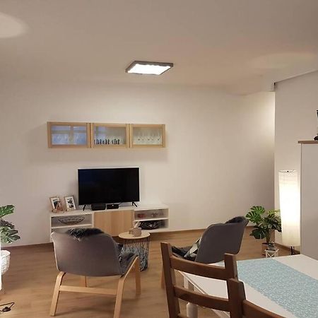 Living Home, Apartament Cu Doua Dormitoare Si Doua Bai Cisnădie Esterno foto