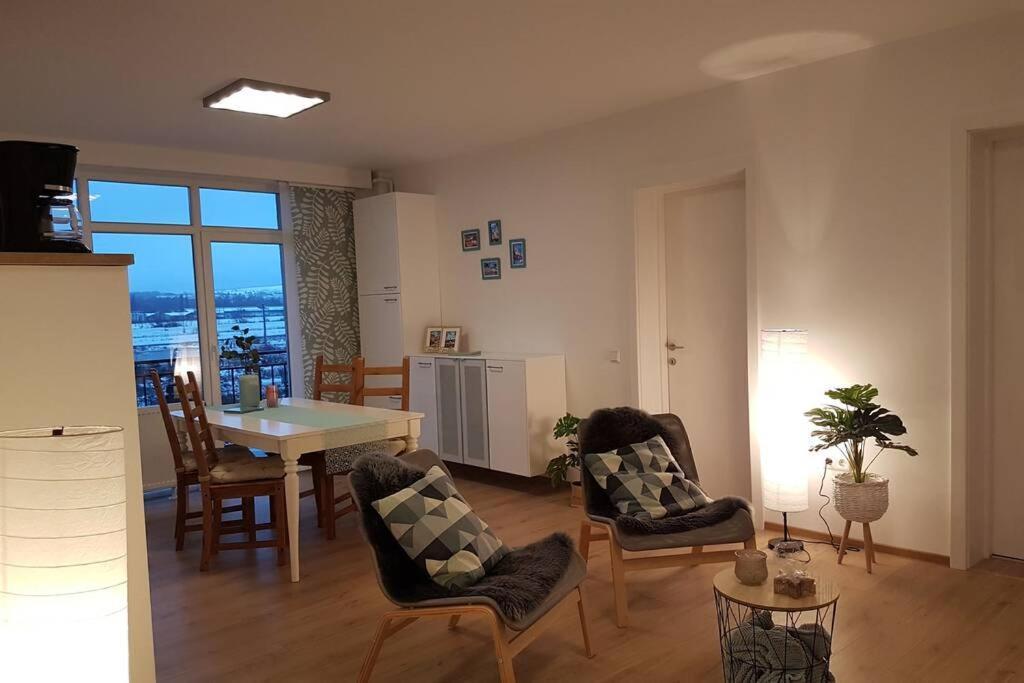 Living Home, Apartament Cu Doua Dormitoare Si Doua Bai Cisnădie Esterno foto